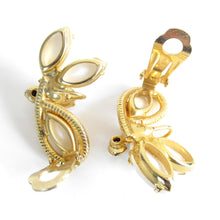 Load image into Gallery viewer, 1960s Vintage Juliana DeLizza &amp; Elster Earrings
